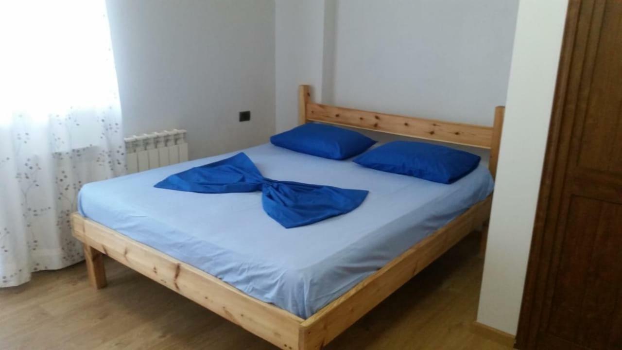 Bujtina E Tomorrit Hotel Ujanik Zewnętrze zdjęcie