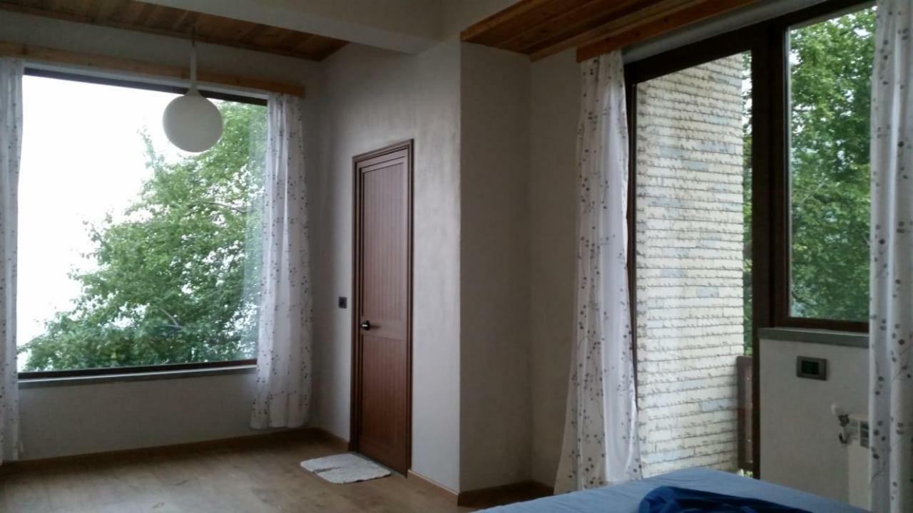 Bujtina E Tomorrit Hotel Ujanik Zewnętrze zdjęcie